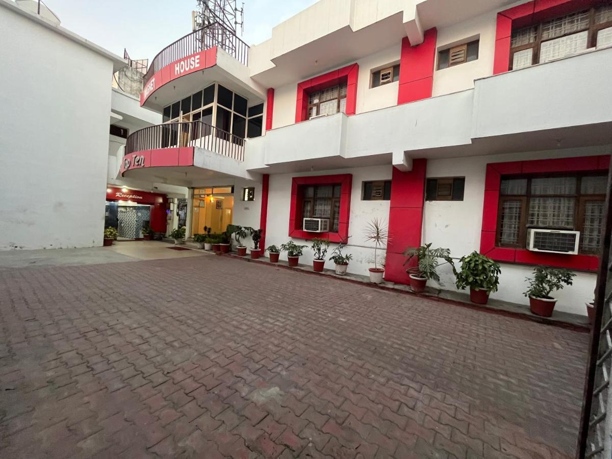 Hotel Magnet House Dehradun Exterior foto